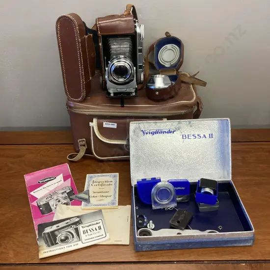Voigtländer Bessa II Folding Camera Color-Skopar 3.5/105mm Lens, Lens Hood, Filters, Leather Case, Original Box, Etc